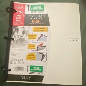Five Star Flex Hybrid Notebinder.